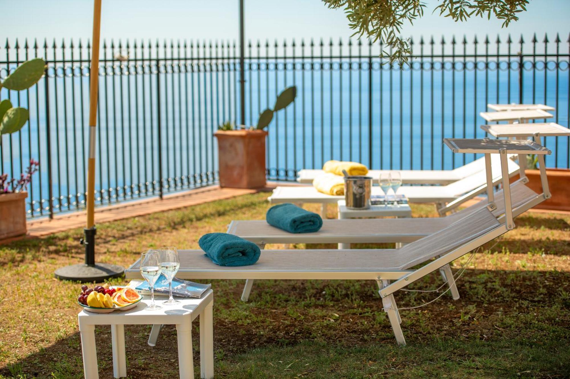 Villa Il Lupo Felice Равело Екстериор снимка